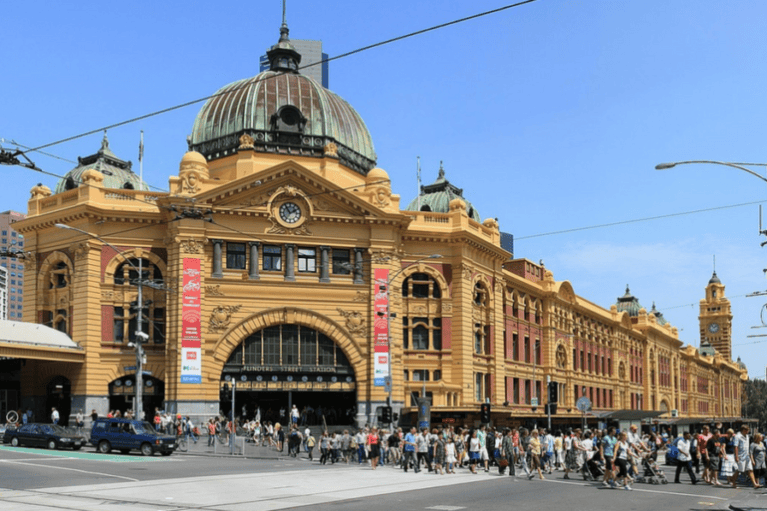 Victoria lockdown ends as Sydney sets new records for daily Covid cases