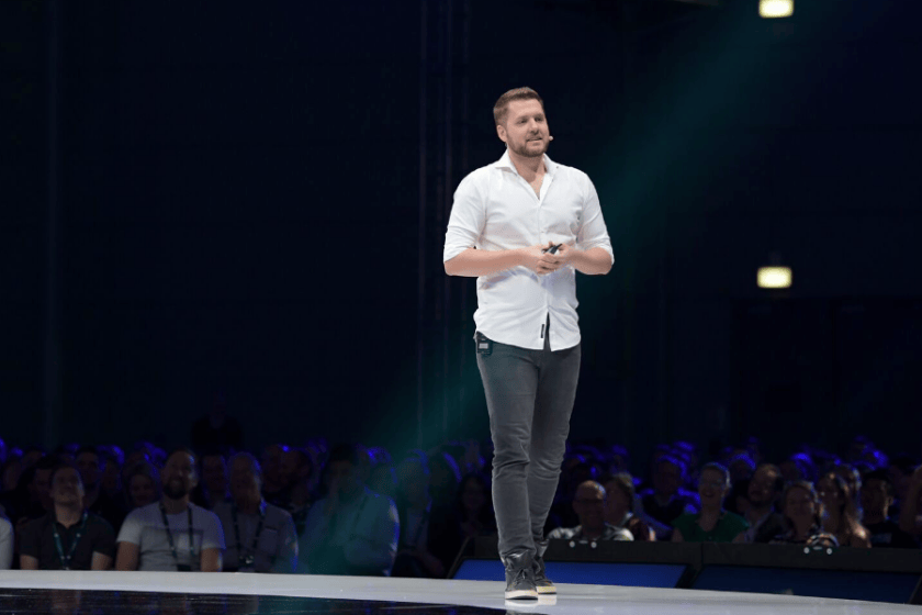 Mark Manson