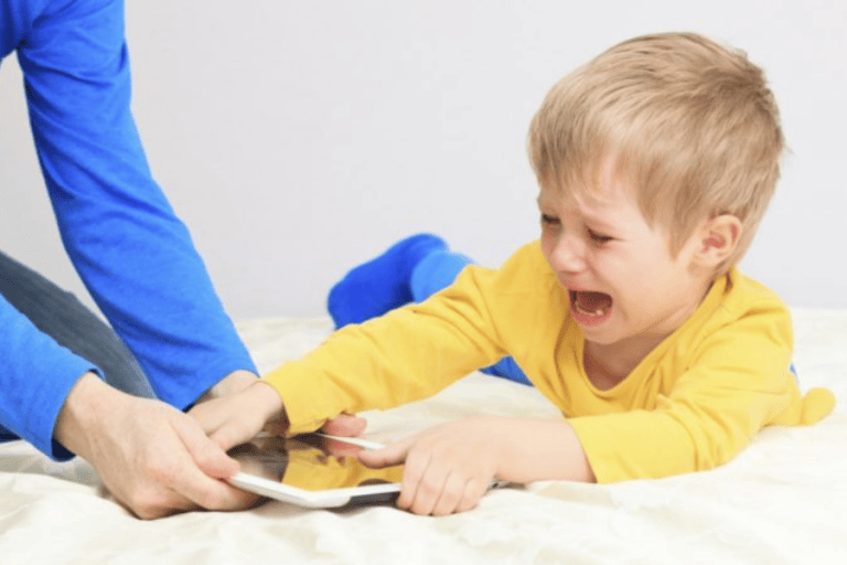 Parenting screen-monitoring app ourValues targets behavioural change in children