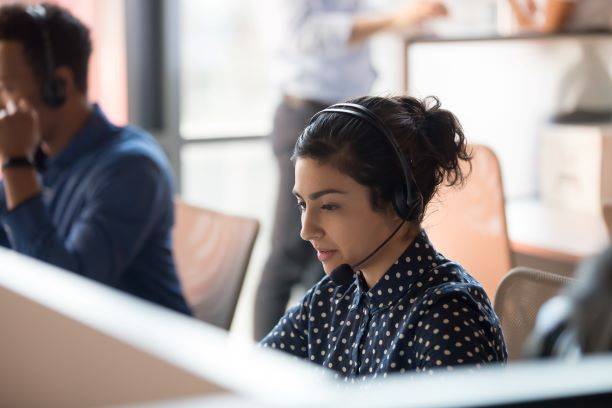 How using a contact centre can make your startup seem bigger, more professional and help you ride the business cycle