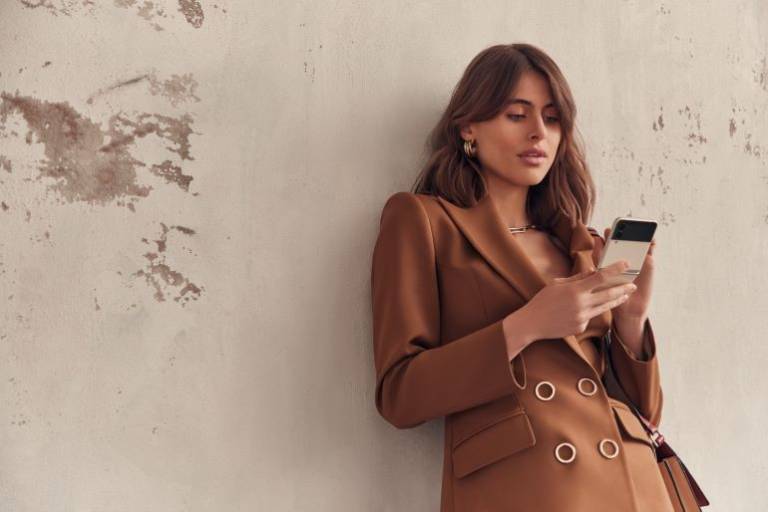 Shopping app Her Black Book launches cashback in time for Australian Fashion Week