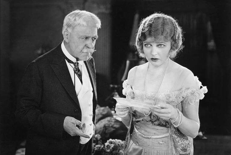 old hollywood photo of man and woman, black and white