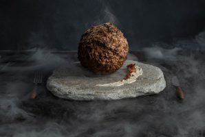 Vow's mammoth meat