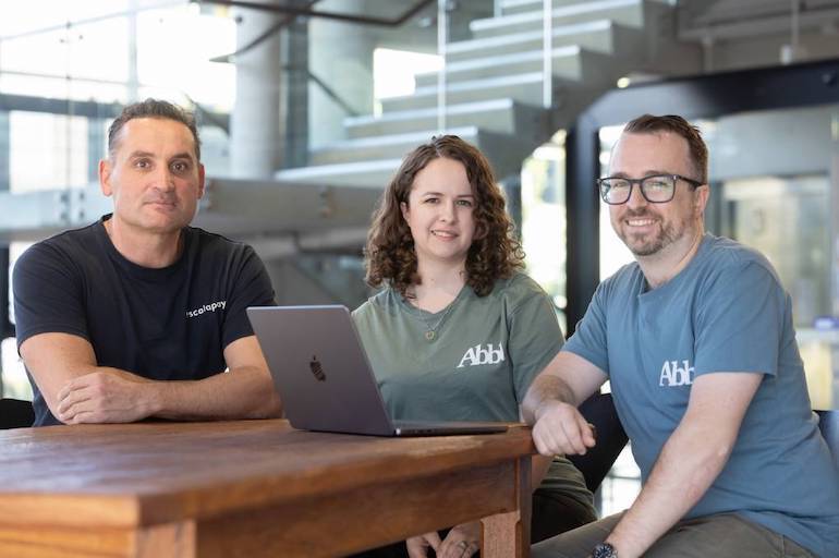 Scalapay cofounder Johnny Mitrevski with Abbl cofounders Lucy Timpano and Phil O’Shea