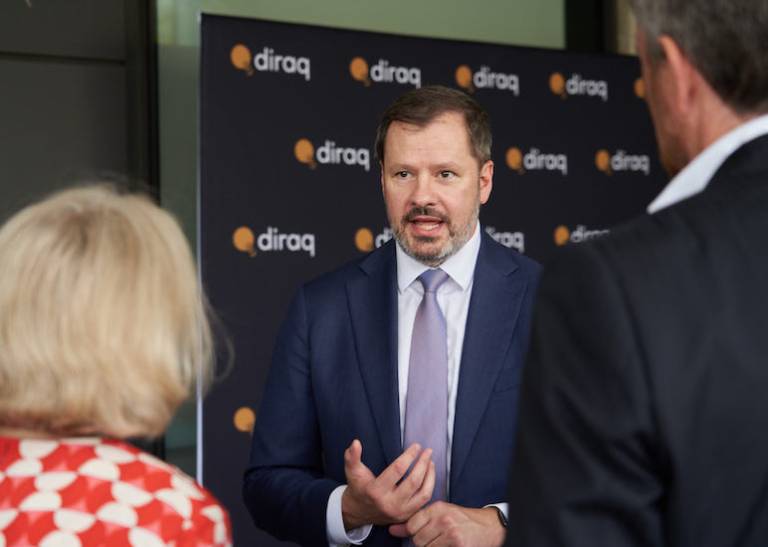 The federal government wants more quantum research commercialised – as it eyes off a US supplier for its secretive computer plan