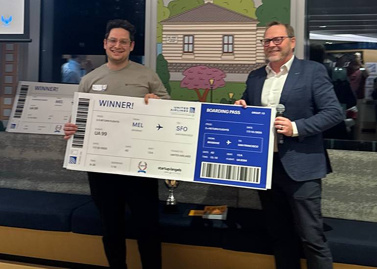 Justin Hansky Deeligence winner of Melbourne Startup World Cup