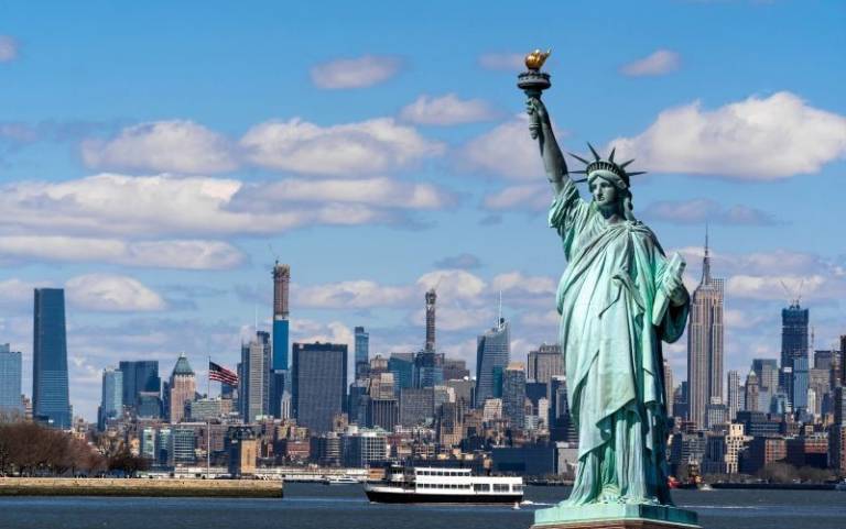 Go big, don’t go blind: 12 startup experts on what to do for US market expansion – and not
